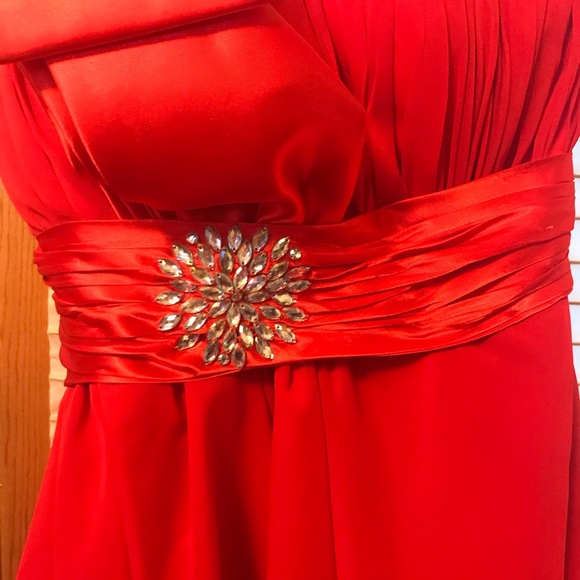 Red NWOT dress one shoulder - Picture 3 of 4